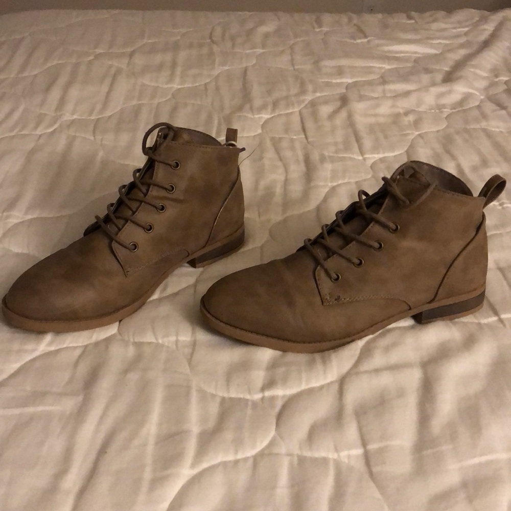 American Eagle Boots